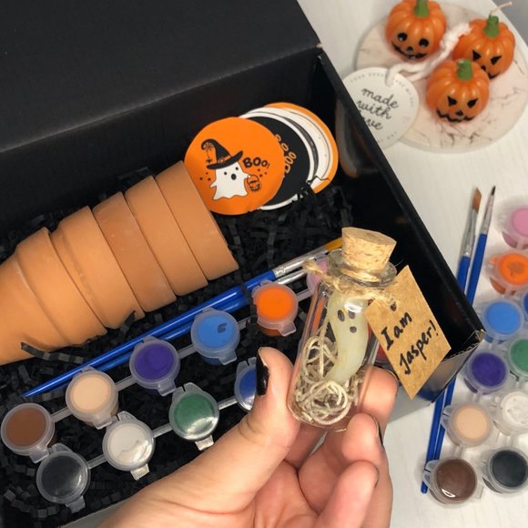 Halloween DIY Clay Kit - Picture 13 of 14